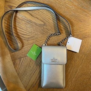 Kate Spade Silver North South
Pebbled Patterson Drive Crossbody Phone Bag